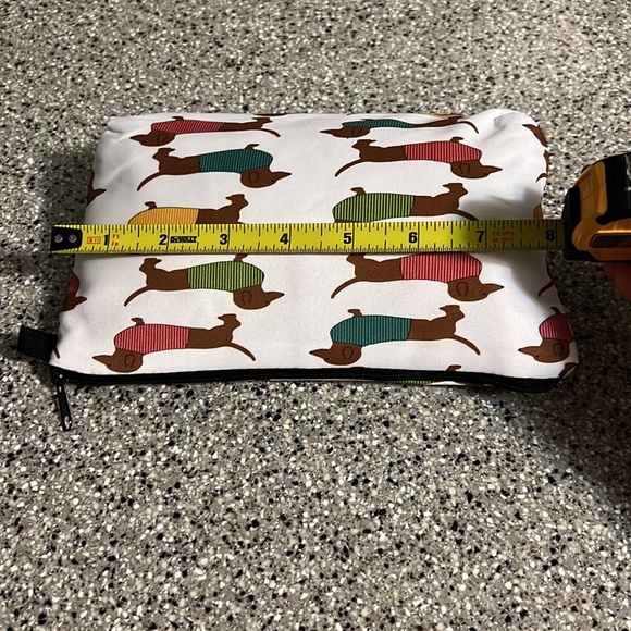🐾DACHSHUND COSMETIC💄BAG - Picture 9 of 10
